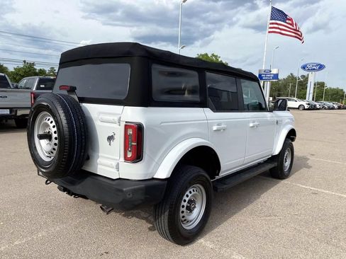 Used 2021 Ford Bronco Outer Banks AWD/4WD image 3
