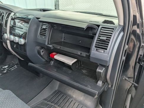 Used 2013 Toyota Tundra 4x4 Double Cab w/ Tow Pkg image 30