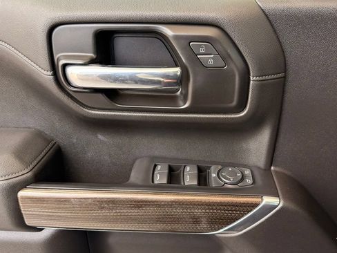 Used 2022 Chevrolet Silverado 1500 LT RWD image 31