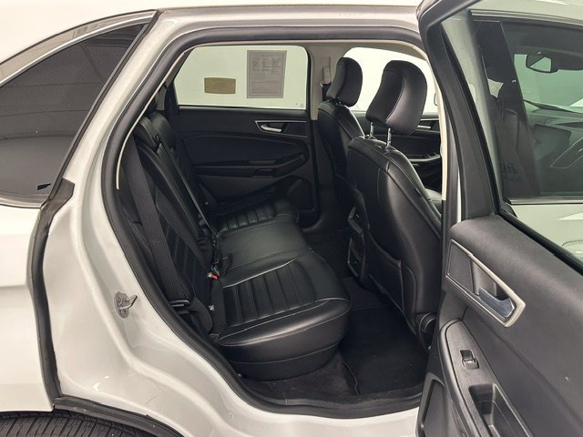 Used 2024 Ford Edge SEL AWD/4WD image 18