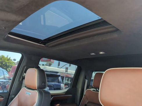 Certified 2022 GMC Sierra 1500 Denali Ultimate AWD/4WD image 18