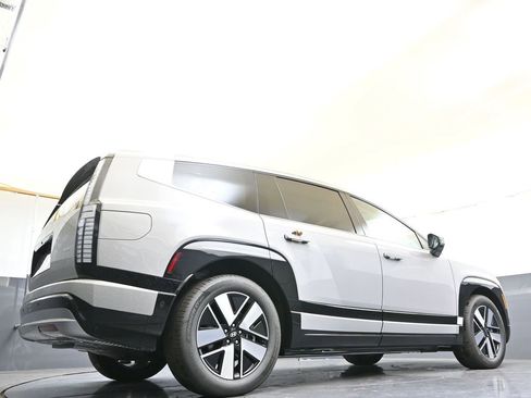 New 2026 Hyundai Ioniq 9 SEL image 40