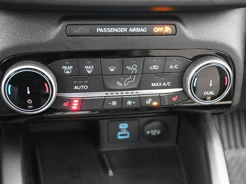 Certified 2022 Ford Escape Titanium w/ Titanium Elite Package image 25