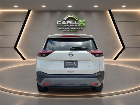 Used 2023 Nissan Rogue SV FWD image 5