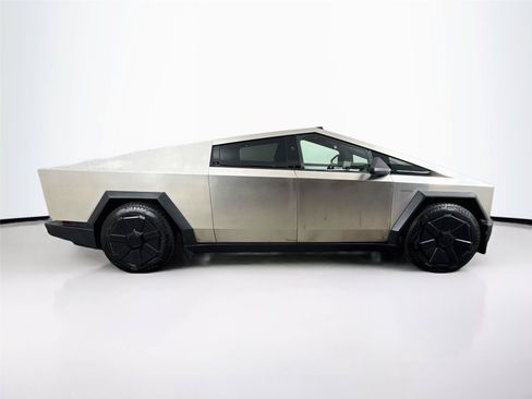 Used 2024 Tesla Cybertruck Cyberbeast AWD/4WD image 7