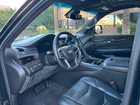 Used 2017 Cadillac Escalade ESV Platinum image 13