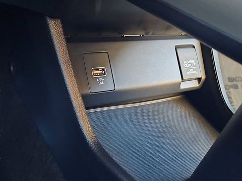 Certified 2020 Honda HR-V LX image 10