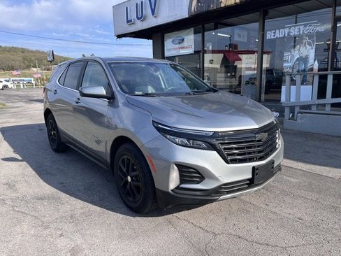 Used 2023 Chevrolet Equinox LT image 1
