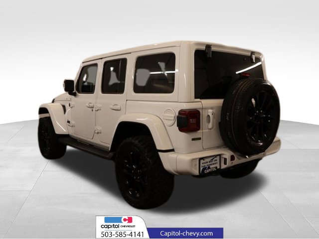 Used 2022 Jeep Wrangler Unlimited Sahara AWD/4WD image 5