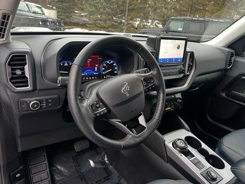 Used 2022 Ford Bronco Sport Outer Banks w/ Tech Package image 6