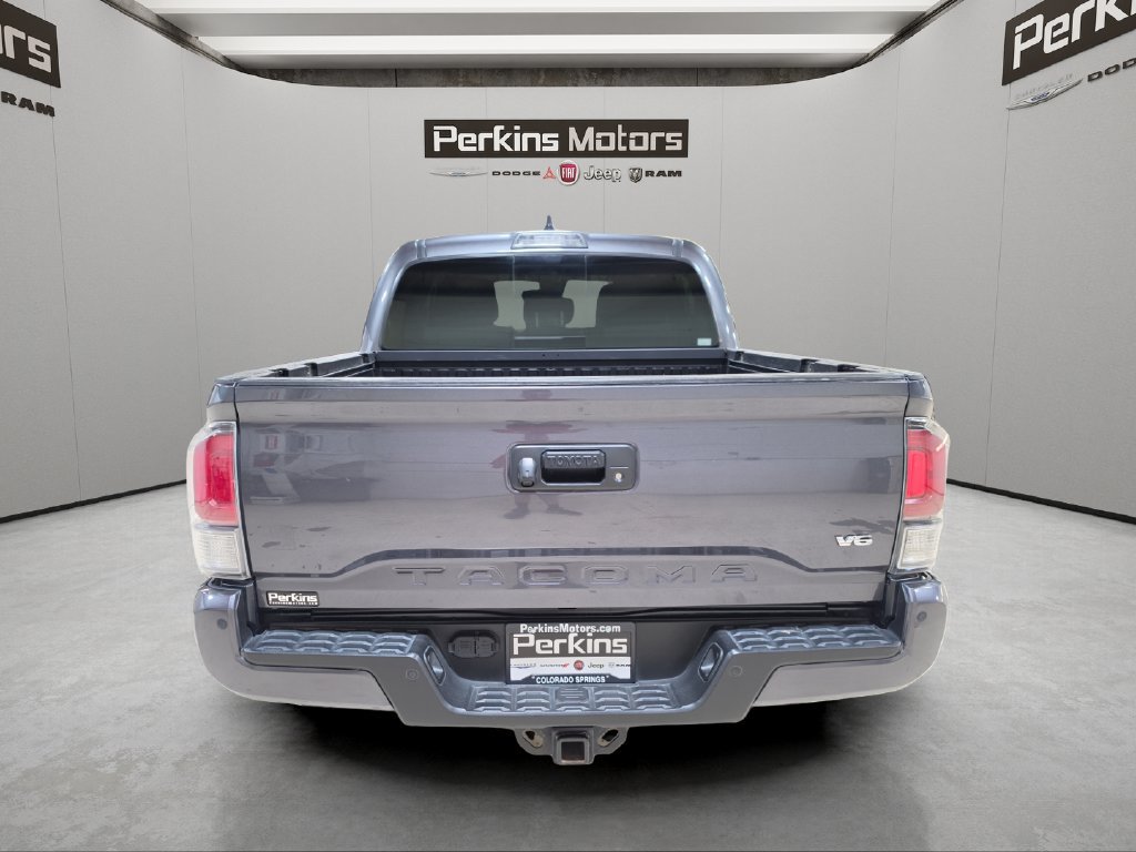 Used 2020 Toyota Tacoma TRD Off-Road w/ Technology Package AWD/4WD image 9