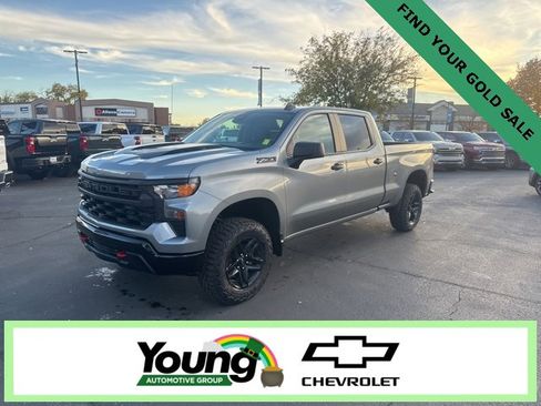 New 2026 Chevrolet Silverado 1500 Custom Trail Boss w/ LPO, Dark Essentials Package image 3