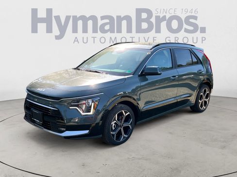 New 2025 Kia Niro EX Touring image 8