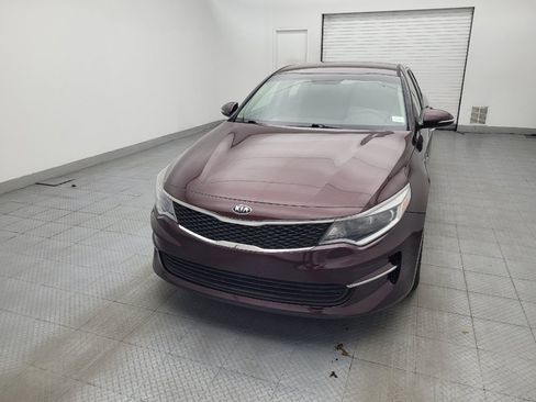 Used 2017 Kia Optima LX FWD image 15