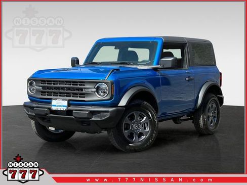 Used 2023 Ford Bronco 2-Door image 1
