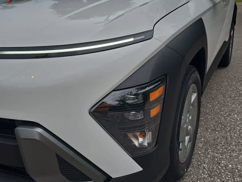 New 2027 Hyundai Kona SE FWD image 10