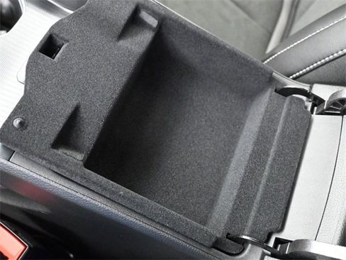 New 2025 Jeep Grand Cherokee L Altitude image 22