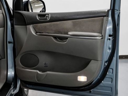 Used 2008 Toyota Sienna LE image 38