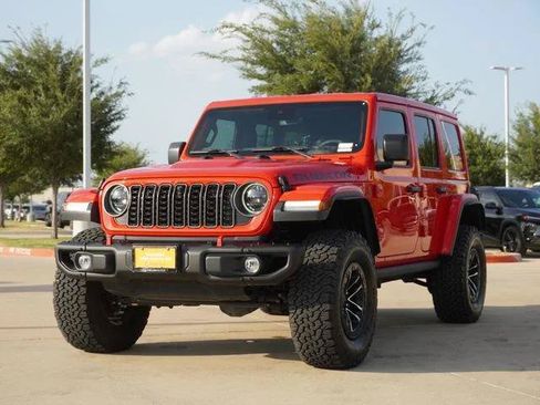 Certified 2025 Jeep Wrangler Unlimited Rubicon AWD/4WD image 3