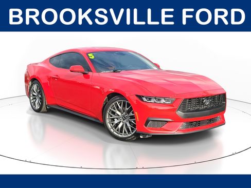Used 2025 Ford Mustang Premium image 1