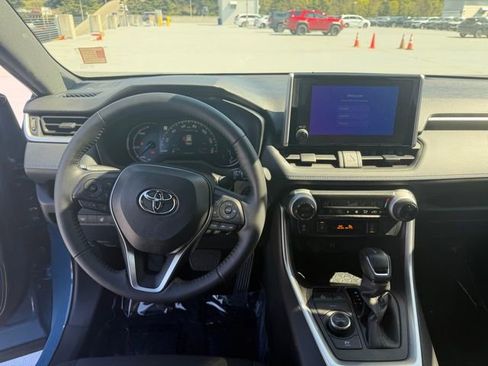 Certified 2024 Toyota RAV4 SE w/ Convenience Package image 17