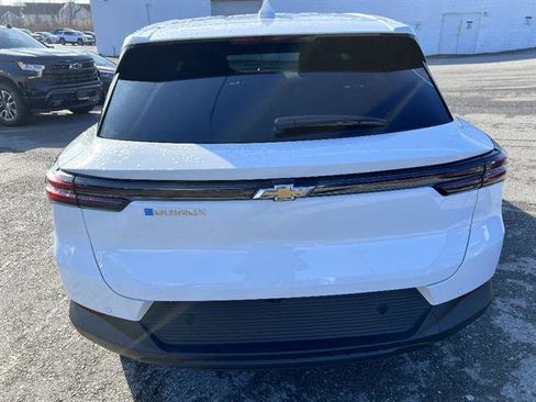 New 2026 Chevrolet Equinox EV LT image 4