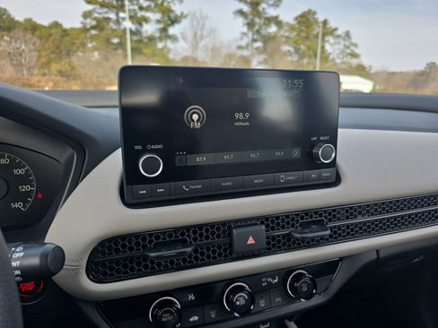 Used 2024 Honda HR-V LX image 19