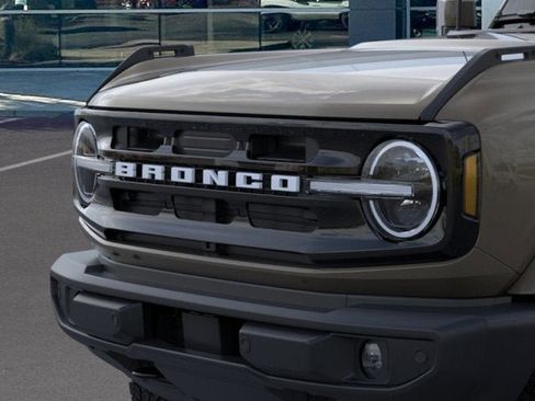 New 2026 Ford Bronco Outer Banks AWD/4WD image 19
