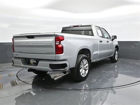 Used 2022 Chevrolet Silverado 1500 Custom image 6