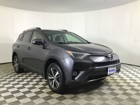 Used 2016 Toyota RAV4 XLE image 1