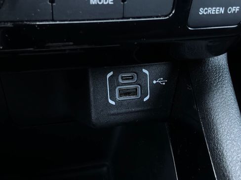 Used 2025 Jeep Compass Limited AWD/4WD image 26