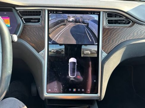 Used 2018 Tesla Model X 100D AWD/4WD image 32