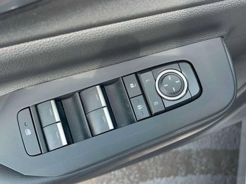 Certified 2023 Toyota Prius Prime FWD image 26
