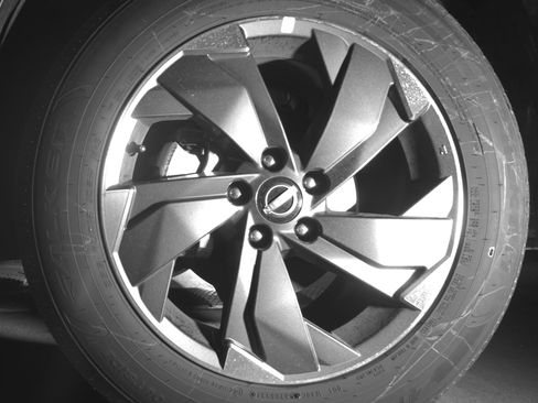 Used 2025 Nissan Rogue SV image 12