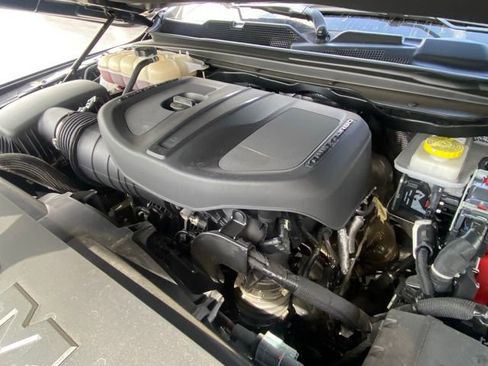 Used 2025 RAM 1500 Laramie w/ Night Edition AWD/4WD image 13
