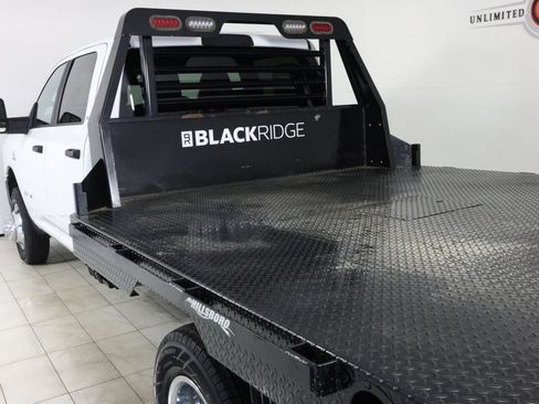 Used 2024 RAM 3500 SLT w/ Quick Order Package 2YG SLT AWD/4WD image 42
