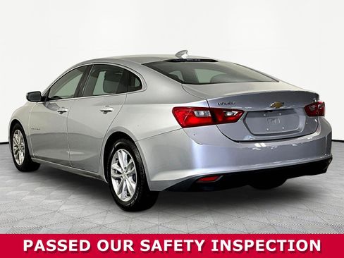 Used 2016 Chevrolet Malibu LT FWD image 4
