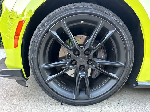 Used 2021 Chevrolet Camaro SS image 28