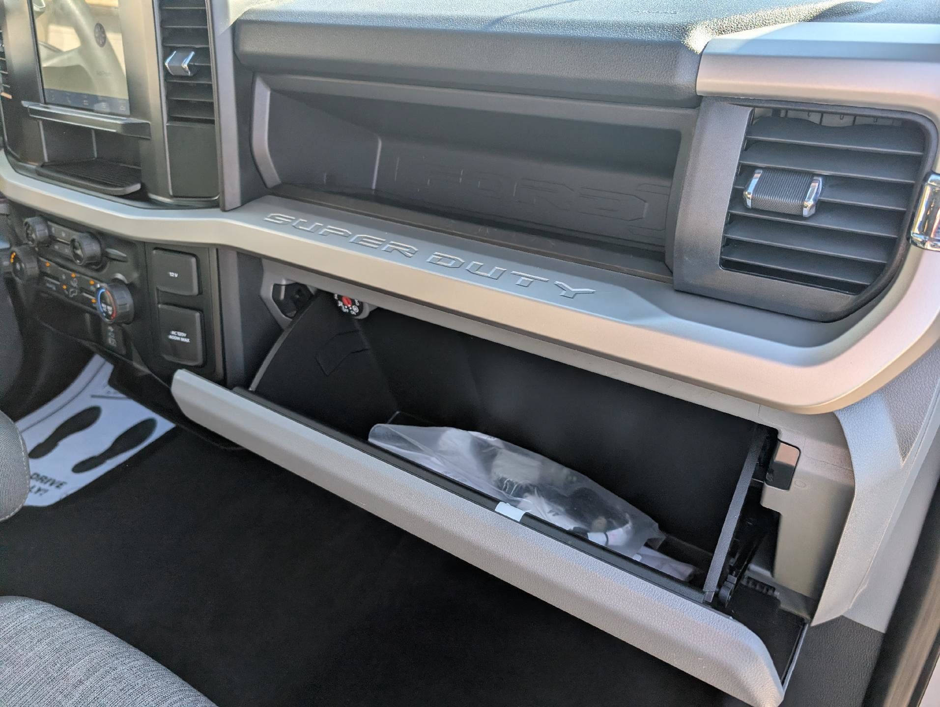 Used 2023 Ford F250 XL w/ STX Appearance Package AWD/4WD image 25