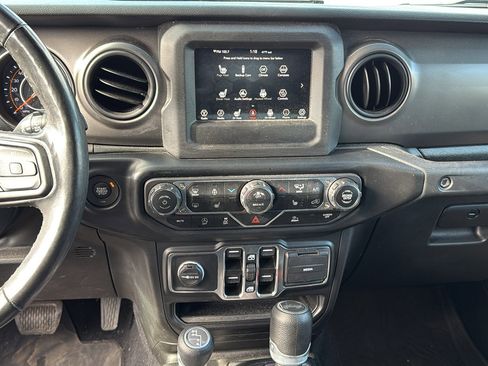 Certified 2022 Jeep Wrangler Unlimited Sport image 21