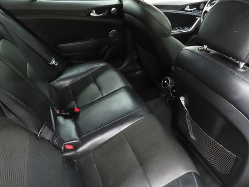 Used 2018 Kia Stinger Premium AWD/4WD image 25