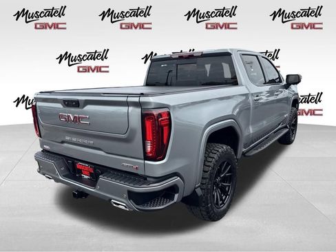 Used 2025 GMC Sierra 1500 AT4 w/ AT4 Premium Package AWD/4WD image 3