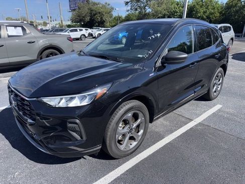 Used 2024 Ford Escape ST-Line image 1