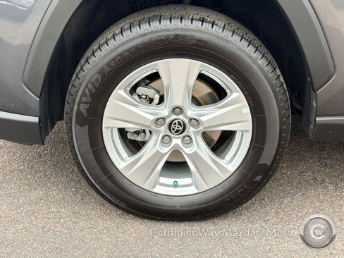 Used 2021 Toyota RAV4 XLE image 10