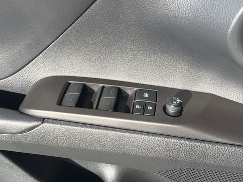 Certified 2023 Toyota Camry SE w/ Convenience Package image 24