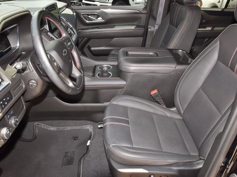 Used 2024 Chevrolet Tahoe RST w/ Luxury Package RWD image 13
