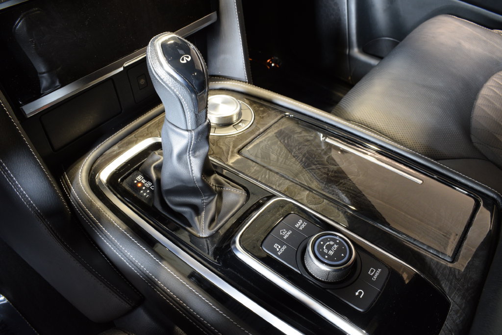 Used 2023 INFINITI QX80 Luxe AWD/4WD image 27