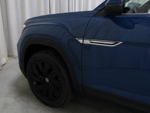 New 2026 Volkswagen Atlas Cross Sport SE AWD/4WD image 28