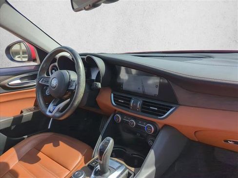 Used 2020 Alfa Romeo Giulia Ti w/ Quick Order Package 22X Lusso image 29
