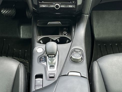 Used 2019 INFINITI QX50 Luxe w/ Navigation Package image 6